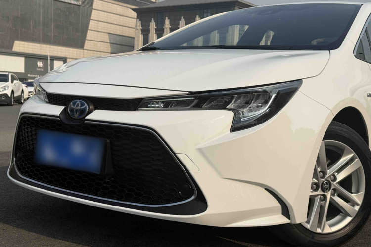 丰田 雷凌 2022款 双擎 1.8H E-CVT豪华版车身外观6007