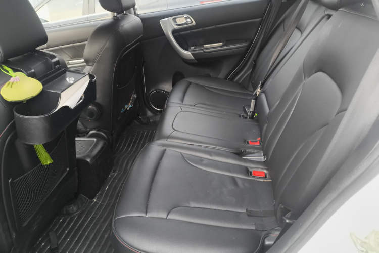 哈弗H6 2016款 升级版 1.5T 手动两驱都市型中控内饰7004