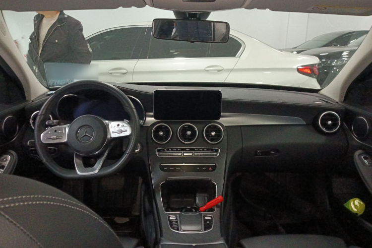 奔驰C级 2021款 C 200 L 时尚型运动版中控内饰7002