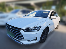 比亚迪 秦Pro新能源 2018款 DM 1.5TI 自动智联锐享型