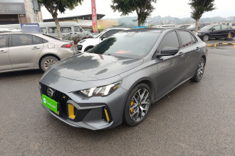 广汽传祺 影豹 2022款 270T DCT J16 R-style赛道版