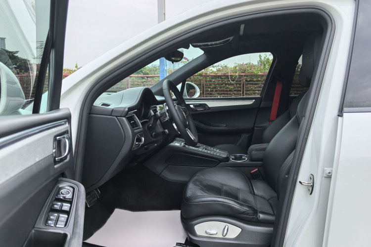 保时捷 2017款 Macan GTS 3.0T中控内饰7002