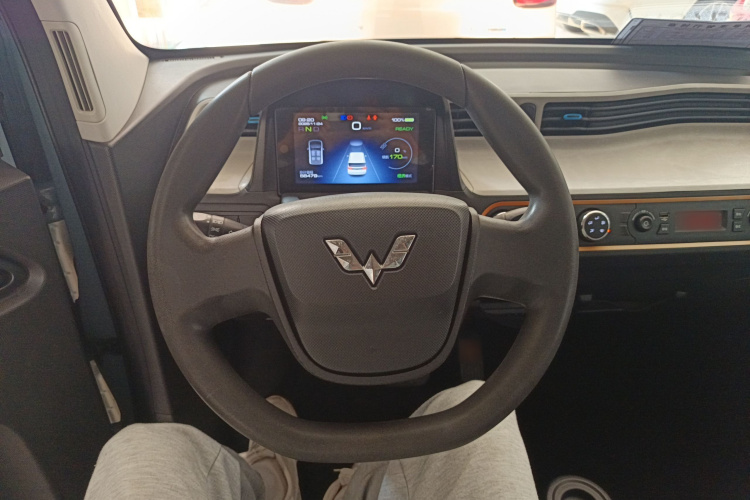 五菱汽车 宏光MINIEV 2020款 悦享款 磷酸铁锂中控内饰13