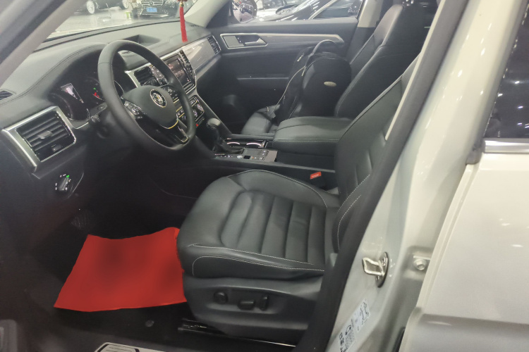 大众 途昂 2019款 330TSI 两驱豪华版 国V局部细节19