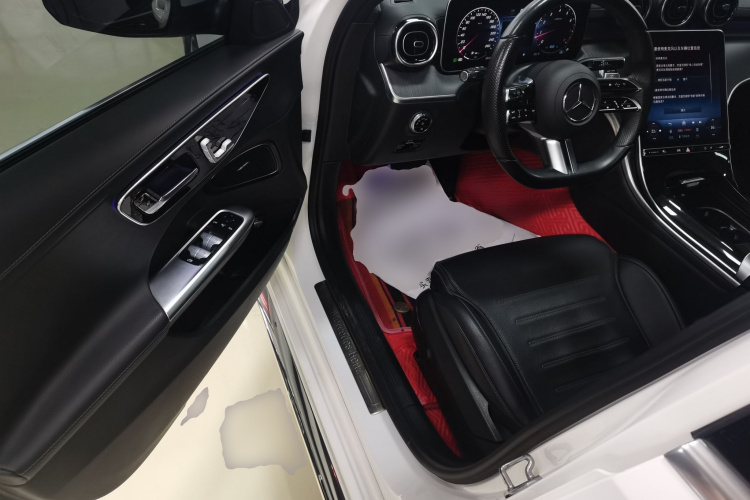 奔驰C级 2022款 C 200 L 运动版中控内饰20