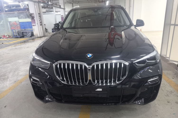 宝马X5(进口) 2021款 改款 xDrive30i M运动套装车身外观6001