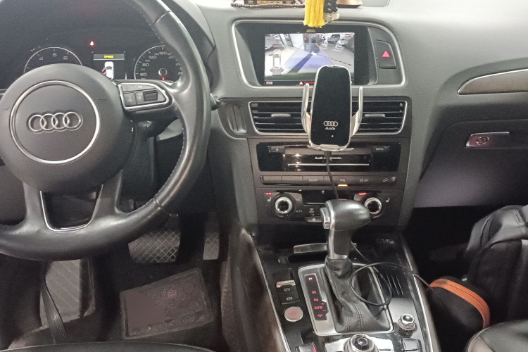 奥迪Q5 2017款 40 TFSI 舒适型局部细节16