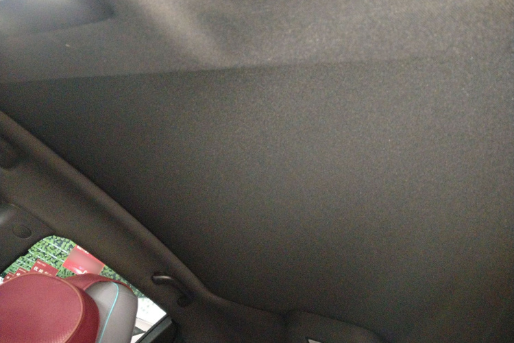 长安UNI-T 2023款 第二代 1.5T 尊贵型中控内饰22