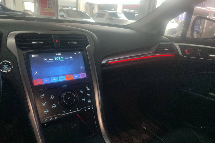 福特 蒙迪欧 2017款 EcoBoost 180 时尚型局部细节16