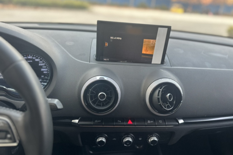 奥迪A3 2020款 Limousine 35 TFSI 时尚型 国VI中控内饰7002