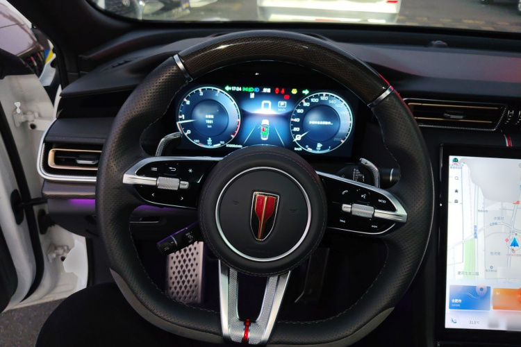 红旗H6 2023款 2.0T 致臻版中控内饰13