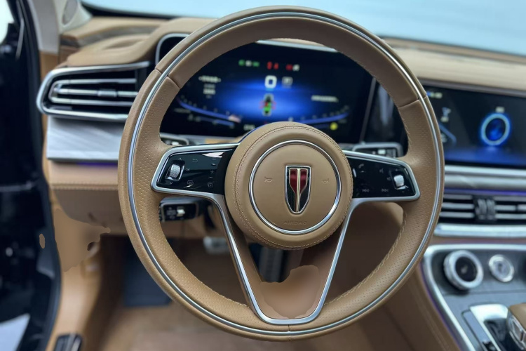 红旗H9 2022款 2.0T 智联旗享版中控内饰13