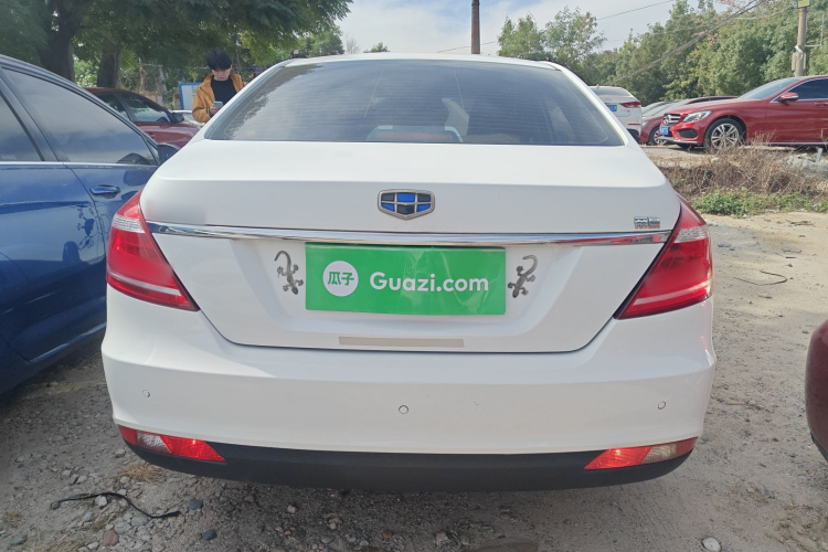 吉利汽车 帝豪 2016款 三厢 1.5L 手动向上版车身外观6