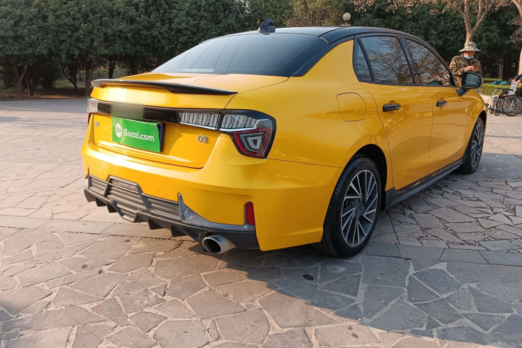 领克03 2021款 1.5TD DCT劲Plus车身外观7