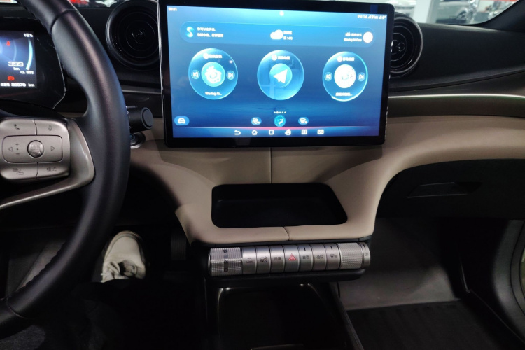 比亚迪 海豚 2023款 420km 自由版中控内饰12