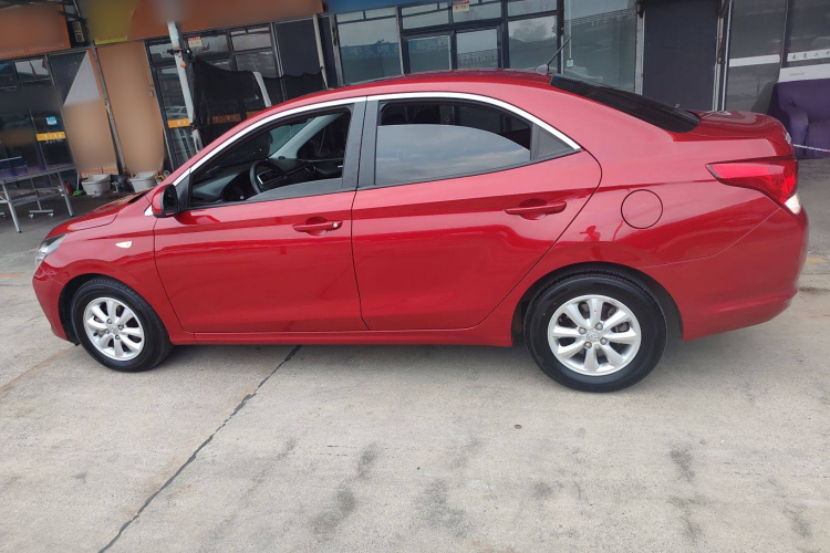 现代 瑞纳 2017款 1.4L 自动跃享版 国V车身外观4