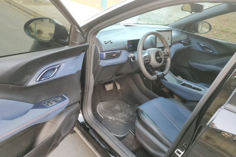 比亚迪 海鸥 2024款 荣耀版 305km 活力版中控内饰7003