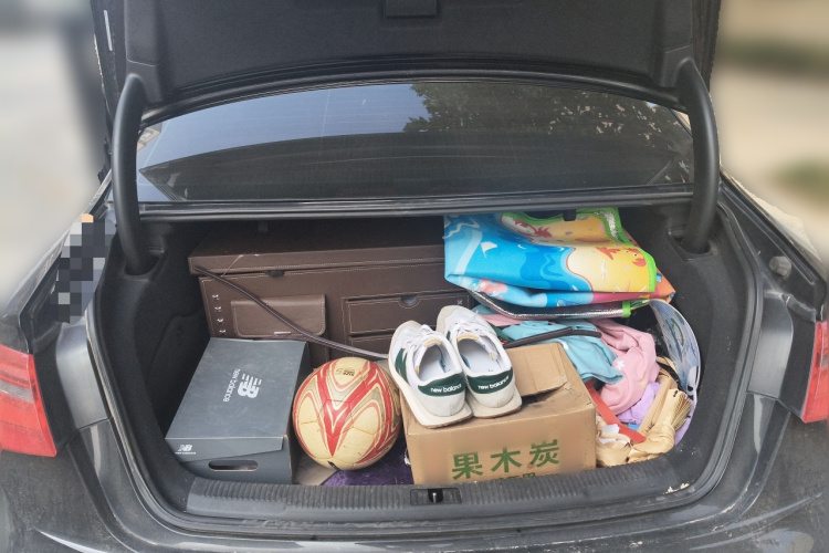 奥迪A6L 2015款 TFSI 百万纪念智领型局部细节23