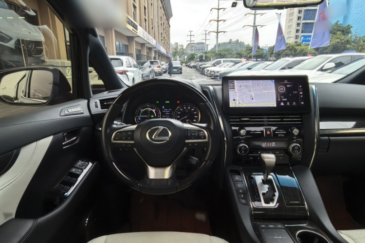 雷克萨斯LM 2020款 300h 七座隽雅版中控内饰7004