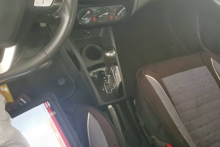 东风风神AX3 2016款 1.5L 自动尚酷型局部细节18