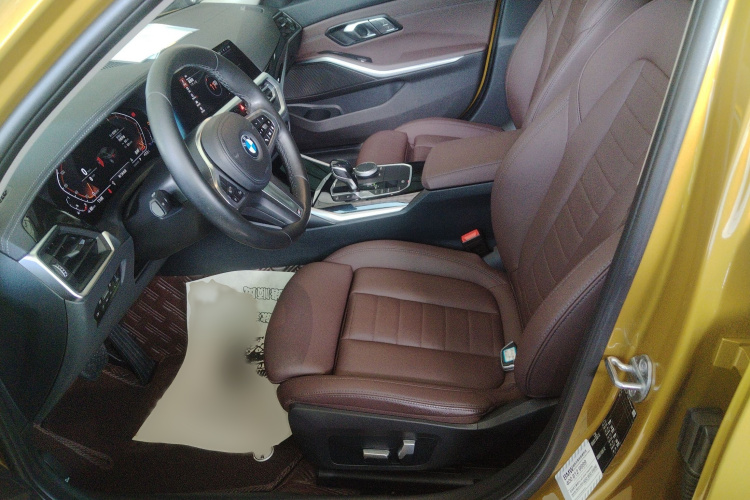 宝马3系 2020款 320Li M运动套装局部细节19