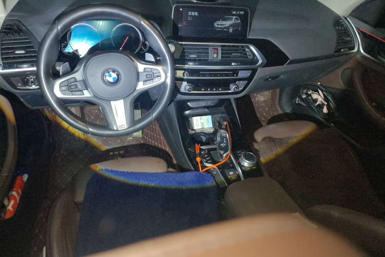 宝马X3 2019款 xDrive28i M运动套装中控内饰12