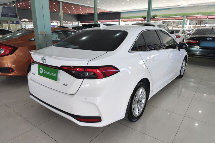 丰田 亚洲狮 2023款 2.0L 精英版车身外观7