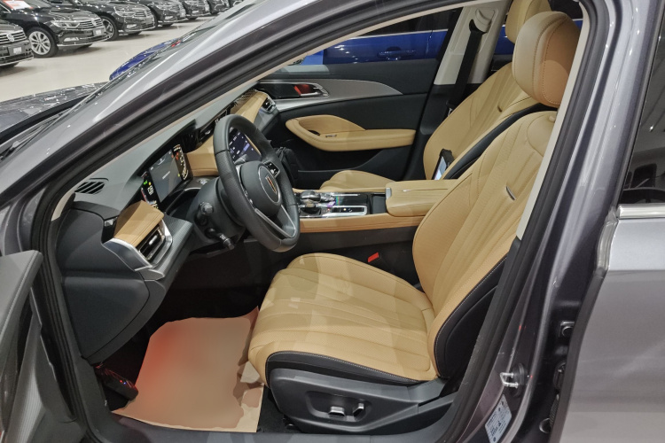 红旗H5 2023款 1.5T DCT智联旗韵版中控内饰19