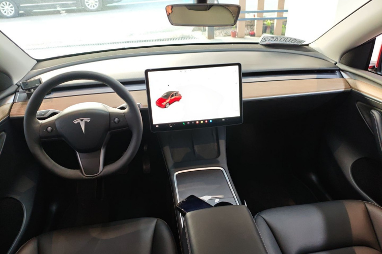 特斯拉 Model Y 2021款 长续航全轮驱动版 3D7中控内饰7002