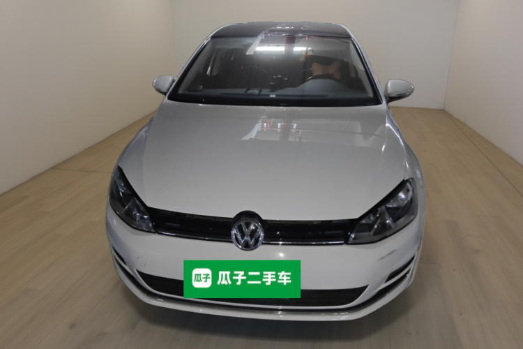 大众 高尔夫 2015款 1.4TSI 自动舒适型车身外观2