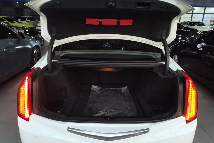 凯迪拉克ATS-L 2017款 28T 时尚型机舱底盘23