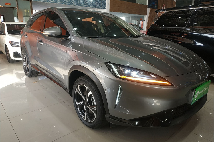 小鹏G3 2020款 460i 悦享版车身外观3