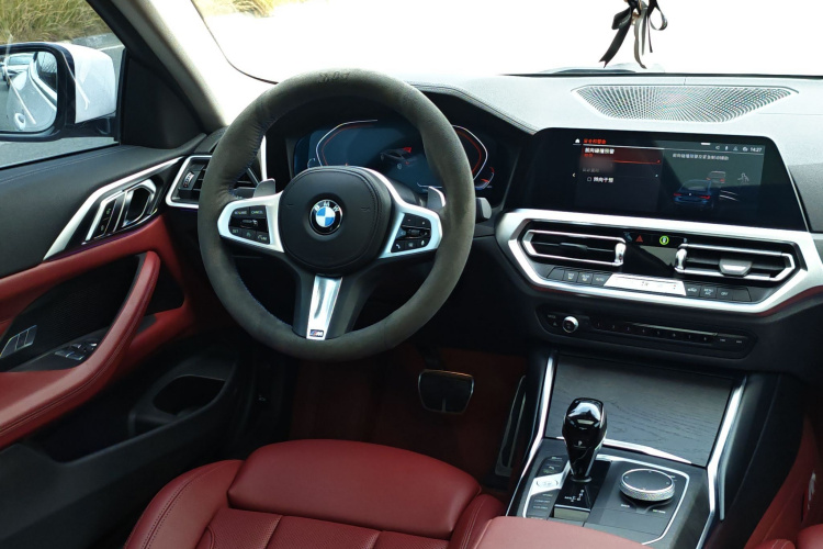 宝马4系 2022款 425i M运动套装中控内饰7015