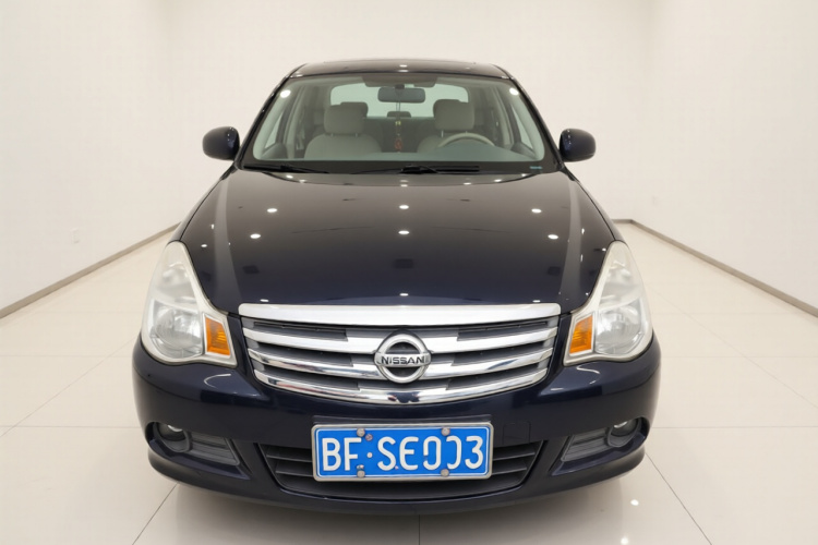 日产 轩逸 2012款 经典 1.6XE 手动舒适版车身外观2