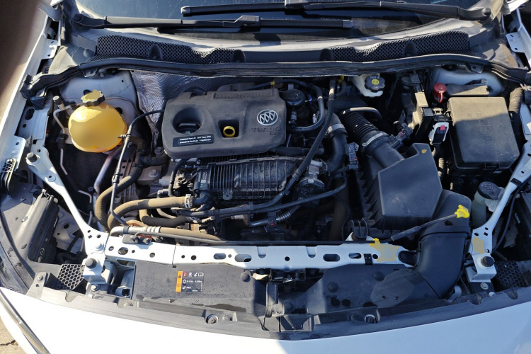 别克 威朗 2020款 15T 自动进取型局部细节24