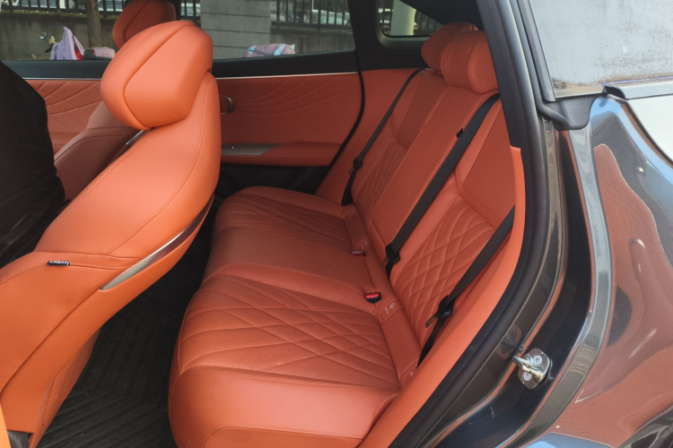 深蓝汽车 深蓝S07 2023款 200Max增程版中控内饰21