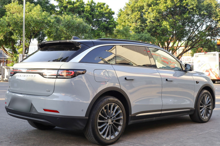 零跑汽车 零跑C11 2024款 增程 300尊享版车身外观6005