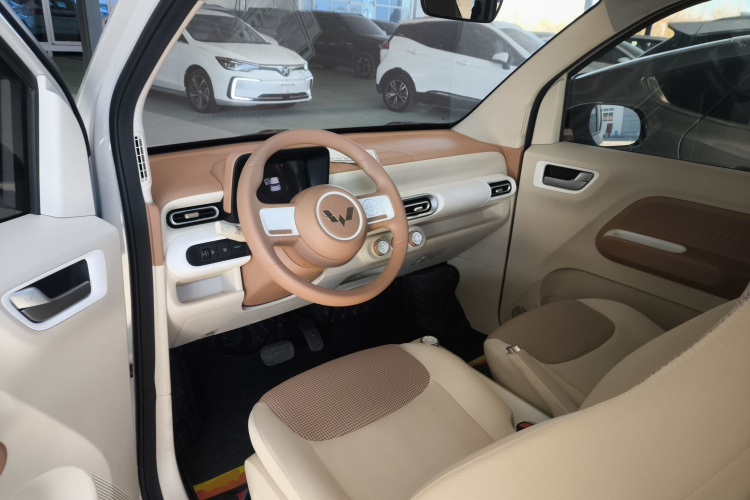 五菱汽车 宏光MINIEV 2024款 第三代 215km 青春版中控内饰12