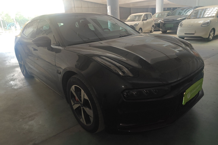 极氪001 2022款 长续航双电机 WE版车身外观3