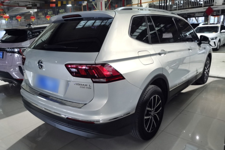 大众 途观L 2018款 改款 330TSI 自动两驱豪华版车身外观7