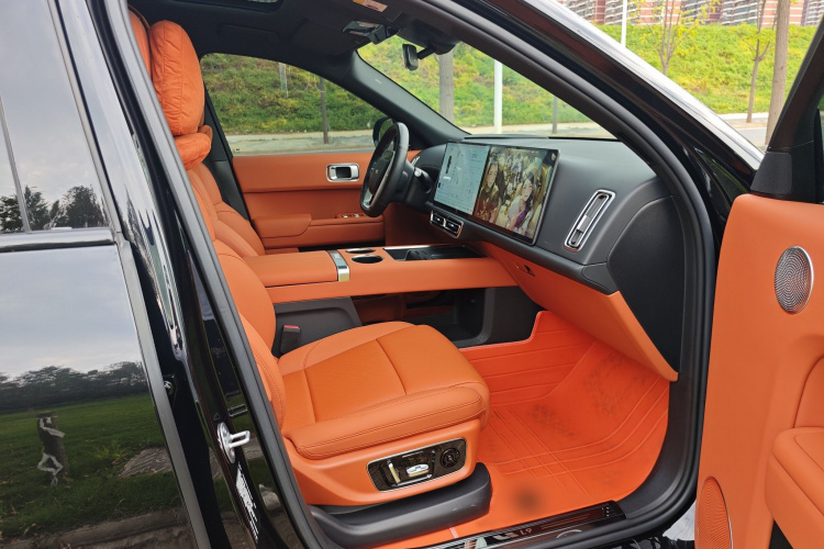 理想汽车 理想L9 2024款 Ultra中控内饰7003