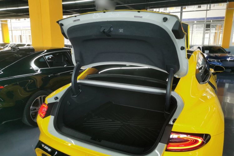 小米汽车 小米SU7 2024款 四驱超长续航高阶智驾Max版局部细节23