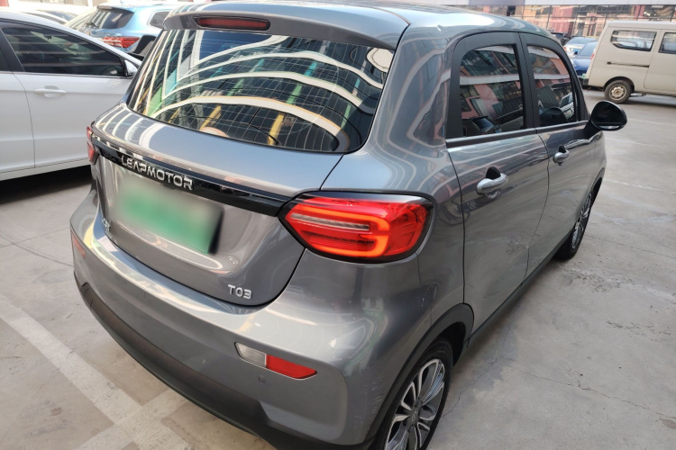 零跑汽车 零跑T03 2021款 400轻享版 三元锂车身外观6005