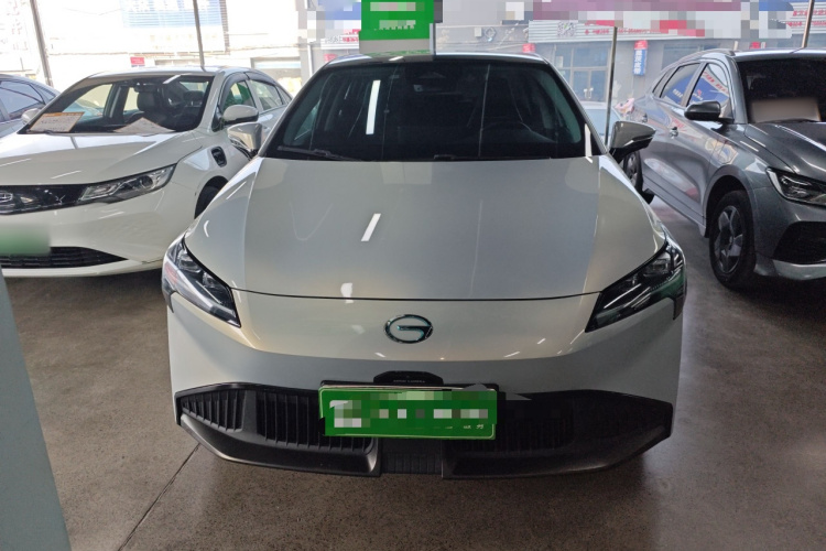 埃安 AION S Plus 2022款 80 科技版车身外观2