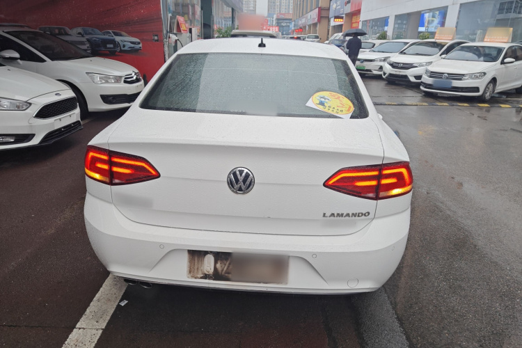 大众 凌渡 2015款 280TSI DSG舒适版车身外观6