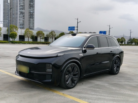 理想汽车 理想L8 2024款 Ultra