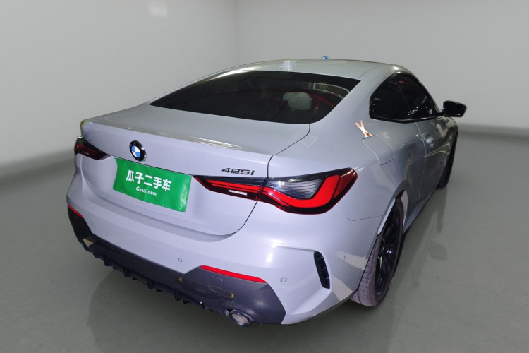 宝马4系 2023款 425i M运动曜夜套装车身外观7