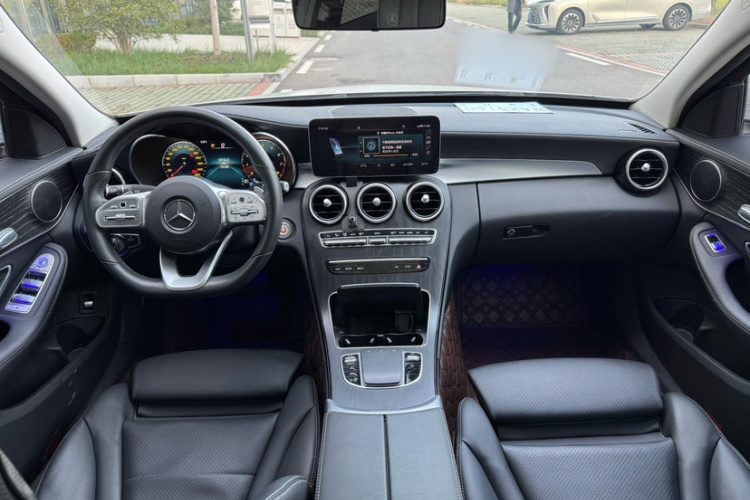奔驰C级 2021款 C 200 L 时尚型运动版中控内饰7003