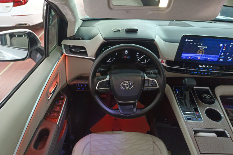 丰田 赛那SIENNA 2021款 2.5L混动 舒适版中控内饰13