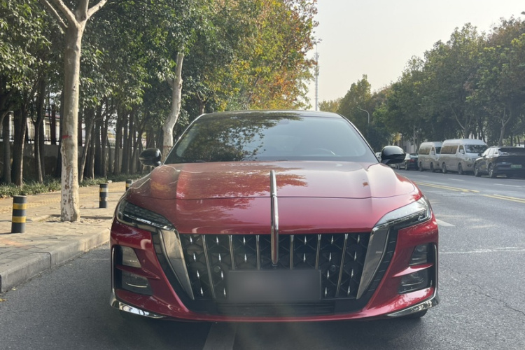 红旗H6 2023款 2.0T 致臻版车身外观6008